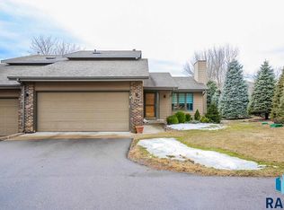 704 E 57th St, Sioux Falls, SD 57108