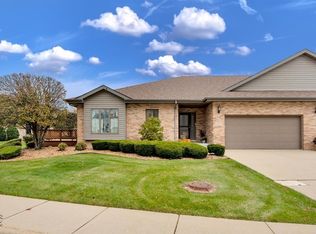 9377 Fox Run Cir #36A, Frankfort, IL 60423