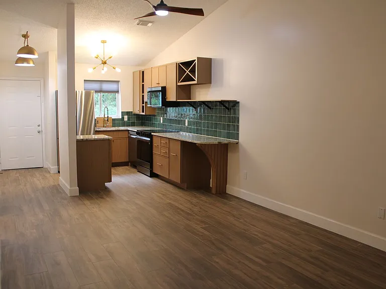 5214 Stacy St — Photo 15