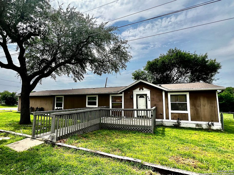 1st image of 406 S Apperson