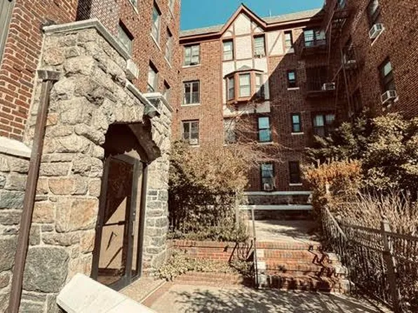 160-15 Powells Cove Boulevard #A101, Beechhurst, NY 11357