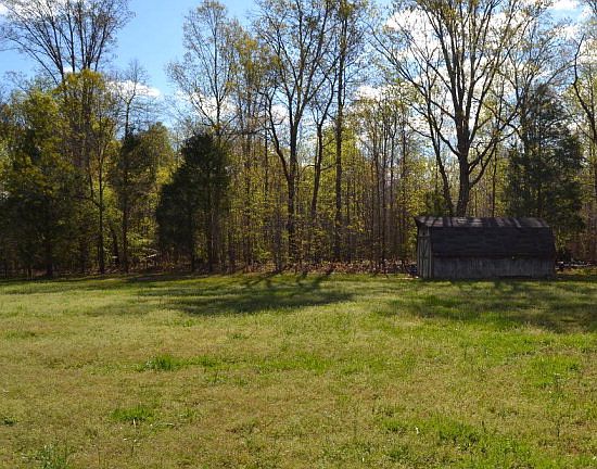 2nd image of 458 Hatters Creek Dr