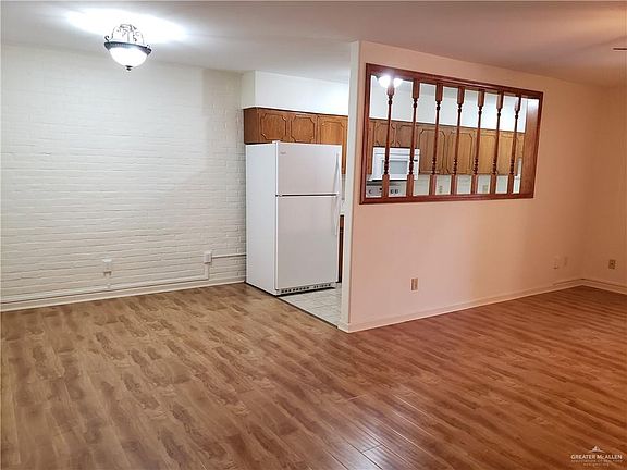 5th image of 619 W Jonquil Ave