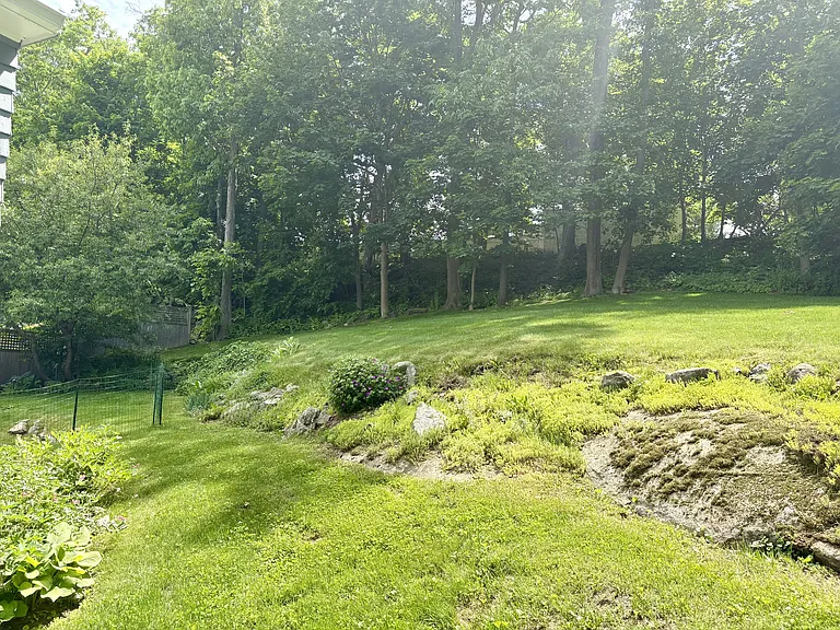 19 Pine Rd — Photo 25