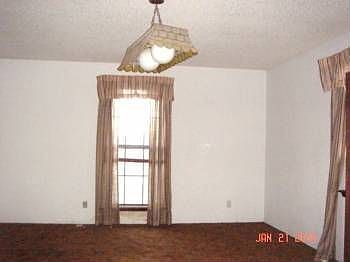2nd image of 3213 W Ohio Ave
