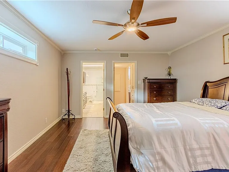 4902 Saratoga Blvd #1 — Photo 16