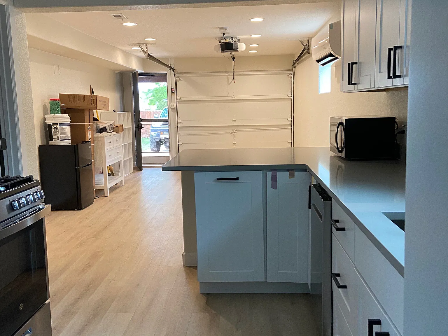 1 bed, 550 sqft, $1,600 — Photo 1