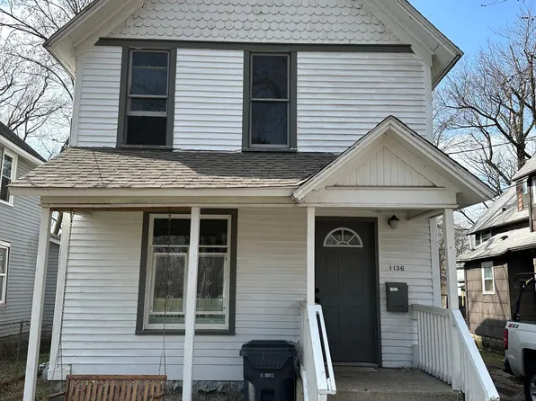 1136 Division St, Kalamazoo, MI 49001