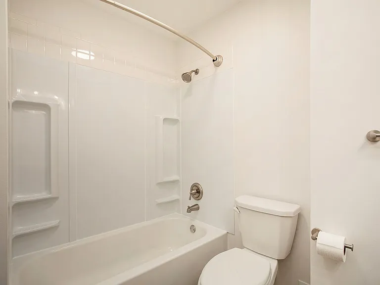 309 SE Brownfield Dr — Photo 14
