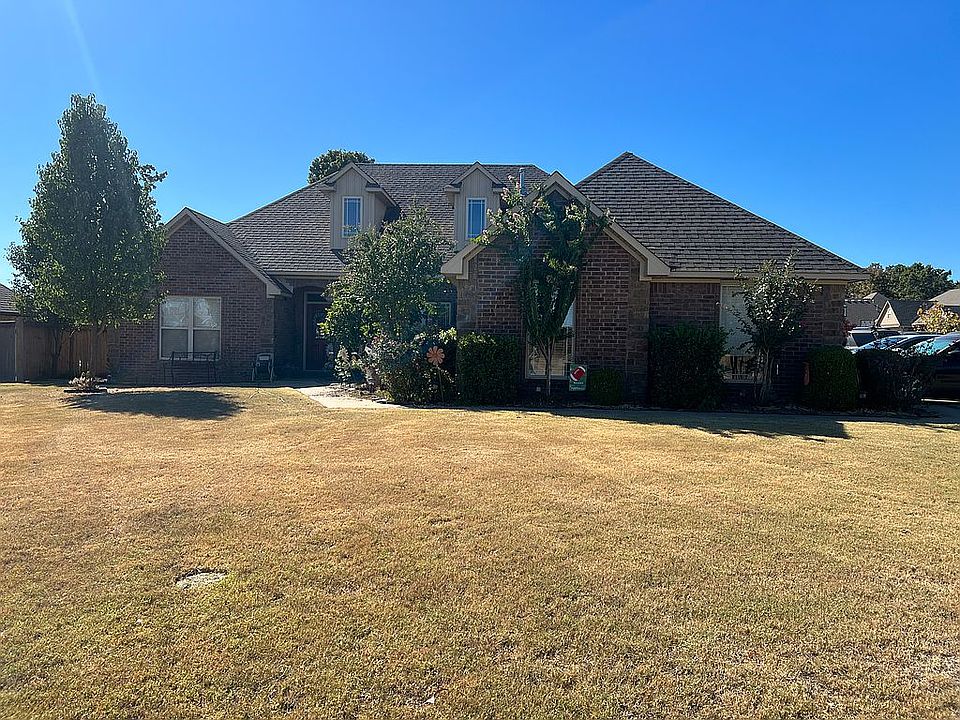 521 Deerwood Drive