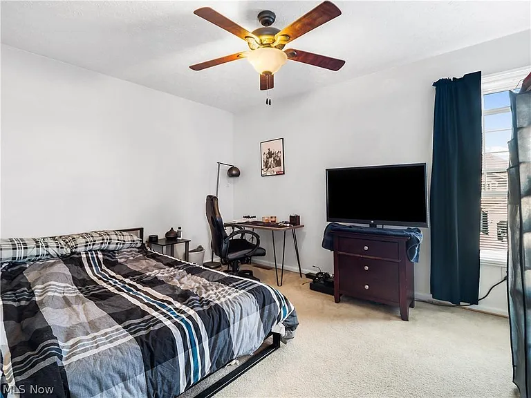 380 Angela Ln #380 — Photo 12