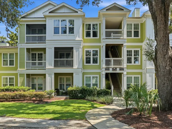 1721 Chatelain Way, Mount Pleasant, SC 29464