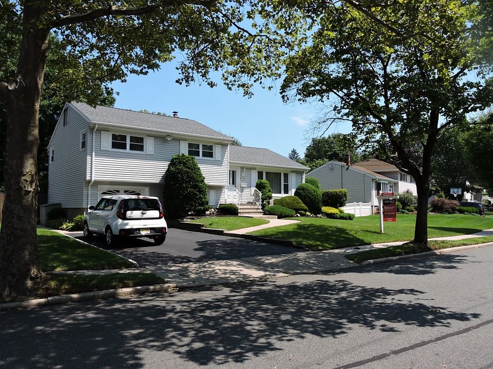 1st image of 363 Shea Dr