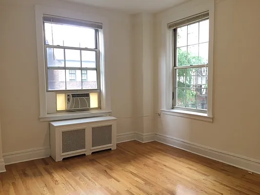 Rented by Metropolitan Equities | media 14