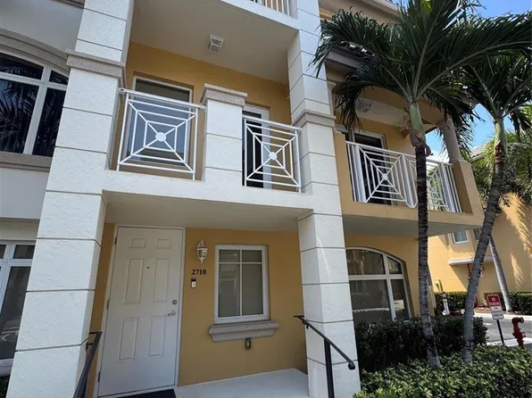 2710 NE 184th Ter, Aventura, FL 33160