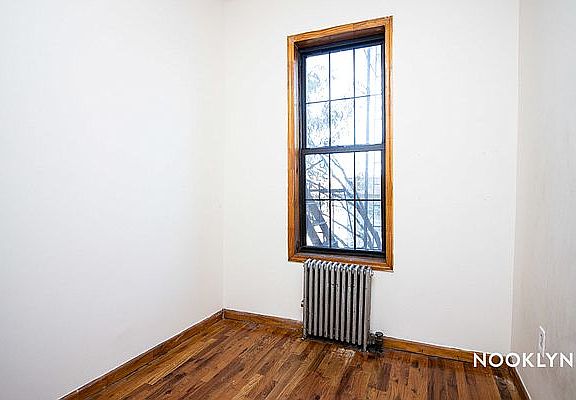 5th image of 14 Irving Ave APT 9