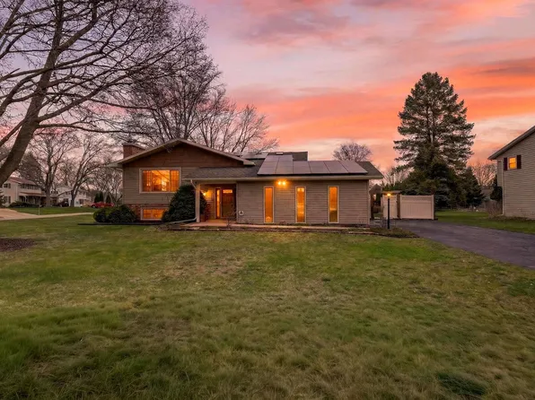 3468 Cottontail Trl, Madison, WI 53718