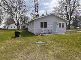 2117 W Lake View Rd, Standish, MI 48658