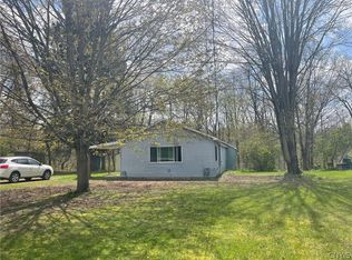 3880 Sconondoa Rd, Oneida, NY 13421