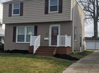 21250 S Lake Shore Blvd, Euclid, OH
