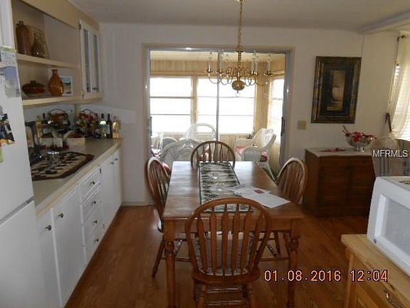 4th image of 3745 Grove Cir #464