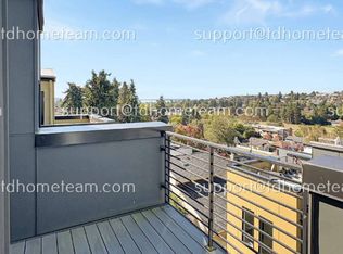 3015 30th Ave W #C, Seattle, WA 98199