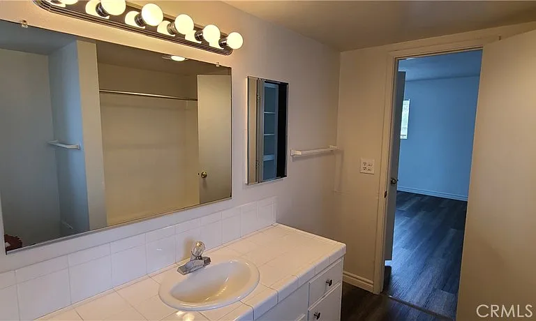102 Avenida San Fernando #5 — Photo 10