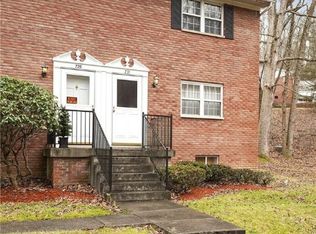 731 Castlegate Rd, South Charleston, WV 25303