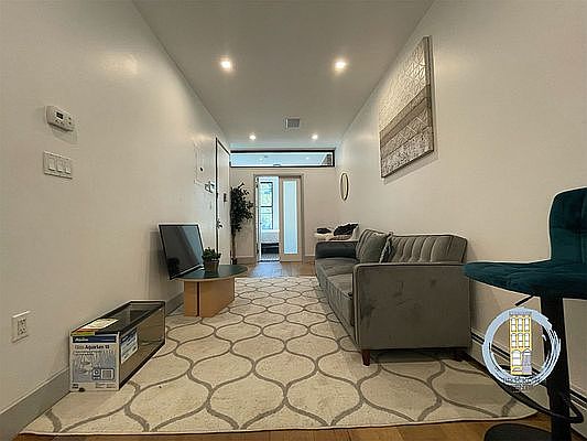 3rd image of 481 Chauncey St #1A
