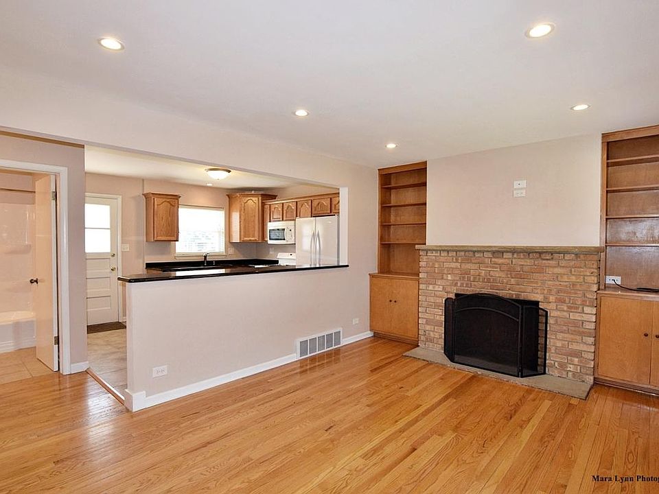 Living Room with Fireplace 1