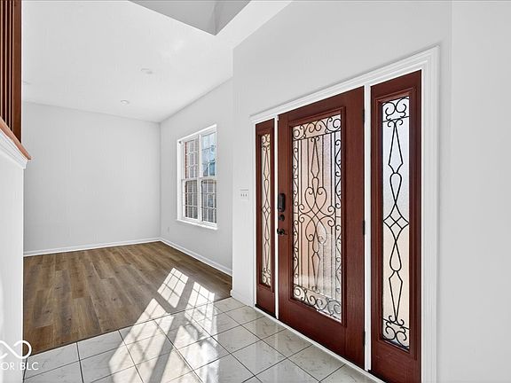 3rd image of 5657 Rundle Ct