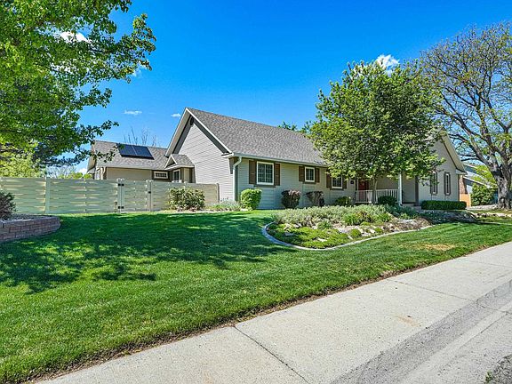 3rd image of 351 Northridge Dr