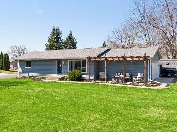5507 Sunset Cir, Rockford, MN 55373