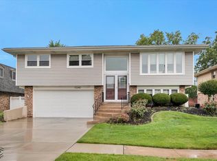 10340 S 84th Ave, Palos Hills, IL