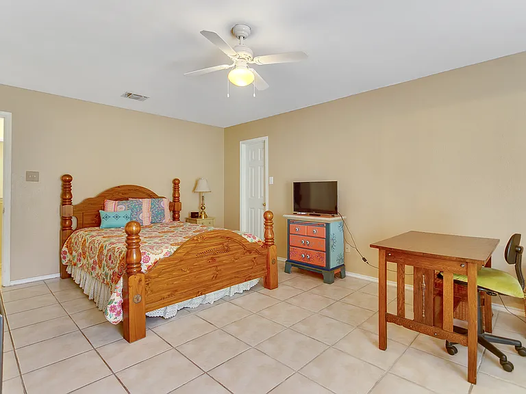 12215 Stable Ridge Dr — Photo 18