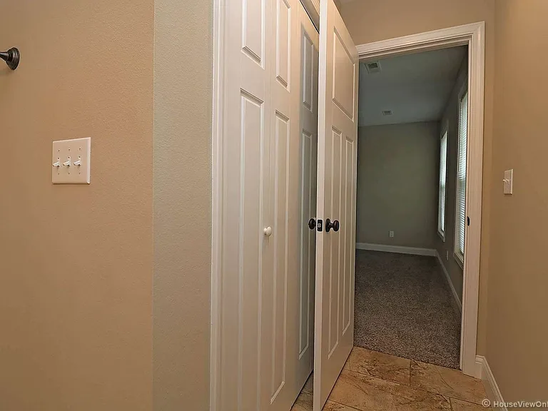 1752 Voyager Ct — Photo 20