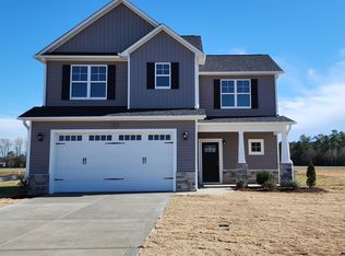 72 Sanford Ln, Dunn, NC 28334