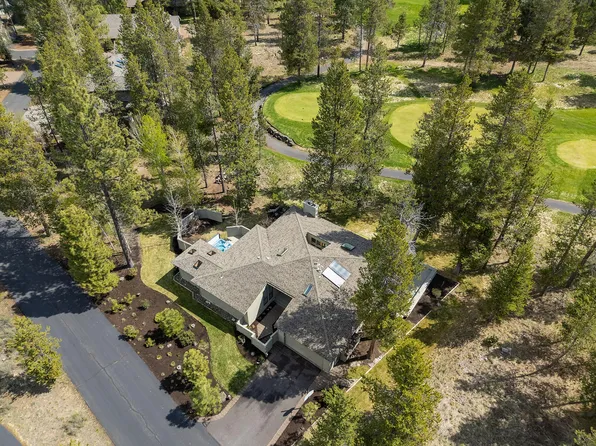 58094 Five Iron Ln #1, Bend, OR 97707