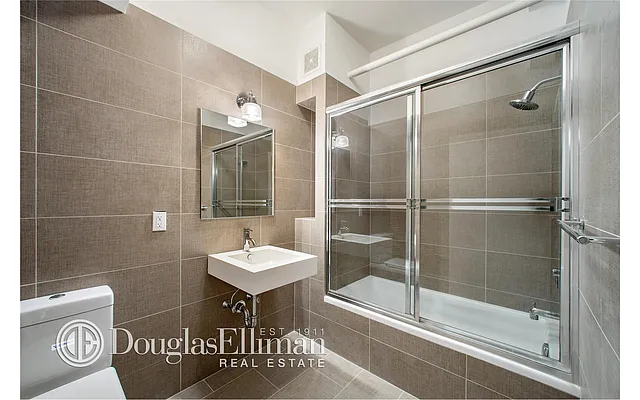 Rented by Douglas Elliman | media 16