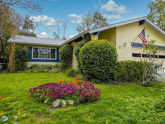 4th image of 1225 Woodvale Drive