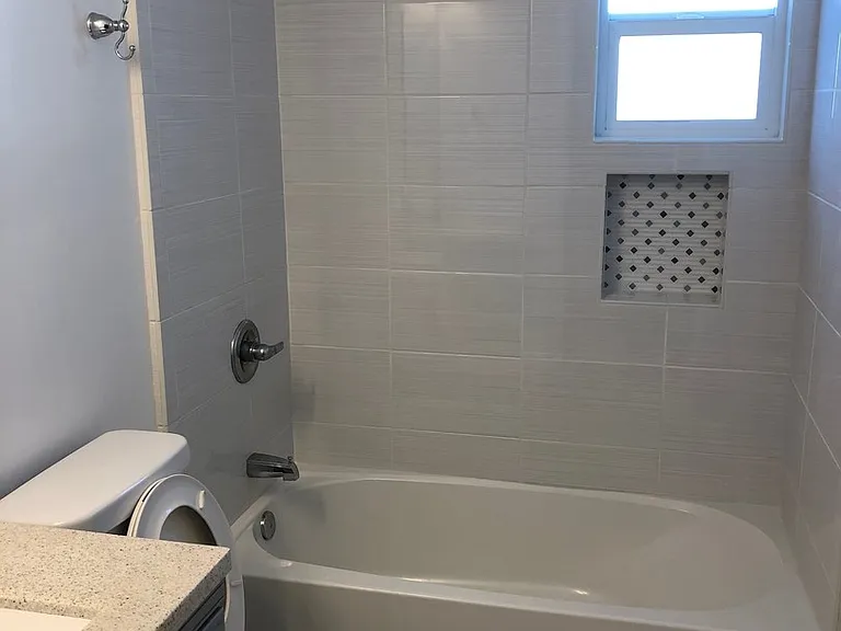 2830 S Madison Ave — Photo 12