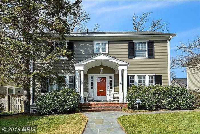 1st image of 3909 Woodbine St