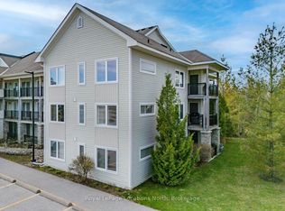 6 Brandy Lane Dr #208, Collingwood, ON L9Y 0X4