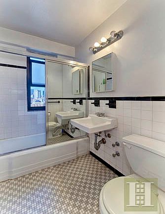 5th image of 264 E Broadway APT C1503
