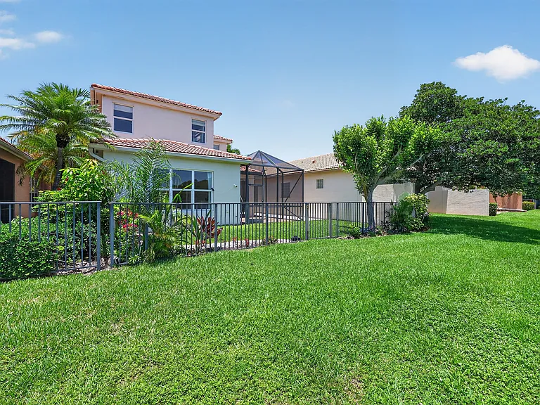 143 Isle Verde Way — Photo 20