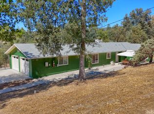 42842 W Oak Ln, Oakhurst, CA 93644