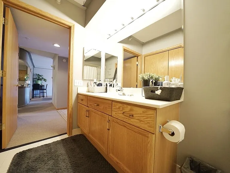 650 S River Rd #805 — Photo 13