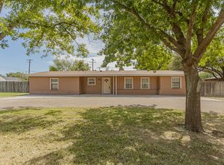 2704 Country Club Dr, Odessa, TX 79762