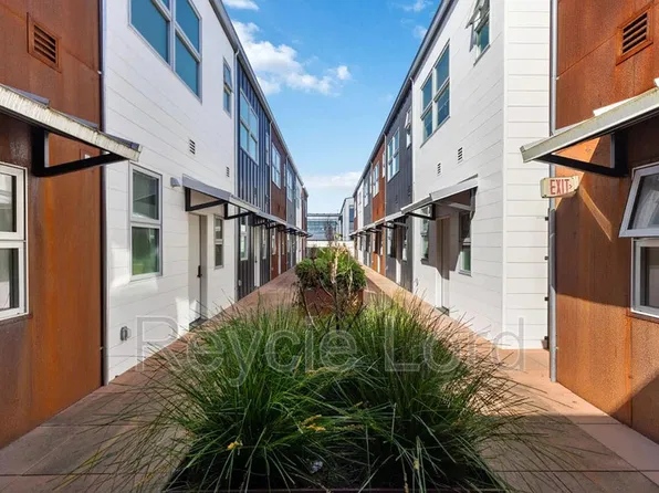 202 Panetta Ave #1, Santa Cruz, CA 95060