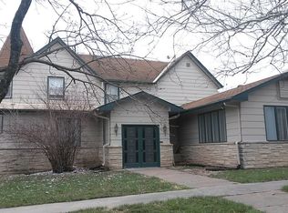 801 4th St, Centralia, KS 66415